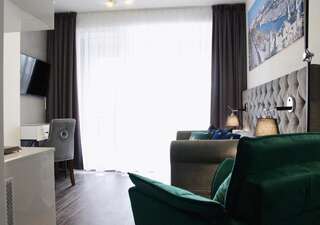 Отель Port 21 Pura Pool & Design Hotel - Adults Only Крыница-Морска Улучшенный номер с кроватью размера «king-size»-6